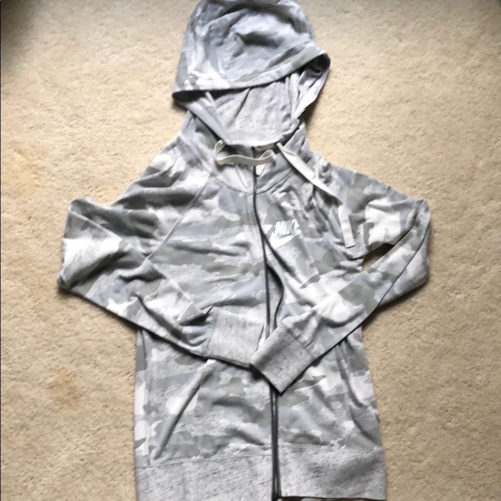Nike zip up hoodie